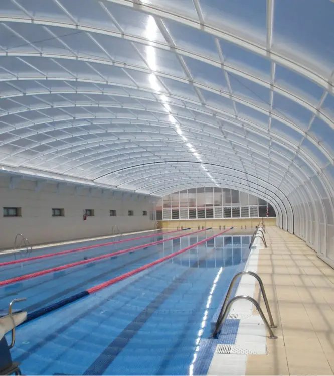 Cubierta de piscina de grandes dimensiones de Vegametal