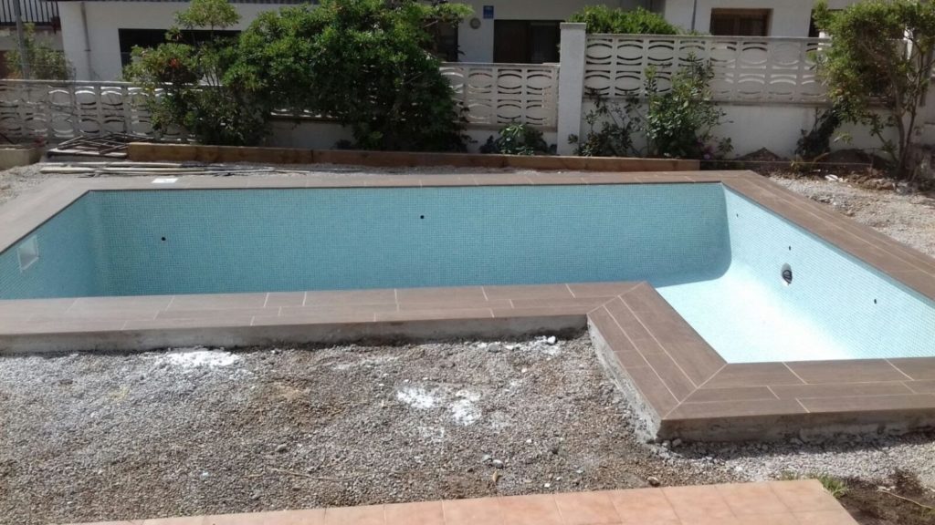 Piscines Santi