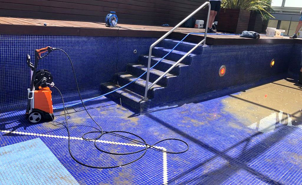 Piscidan mantenimiento y limpieza de piscinas