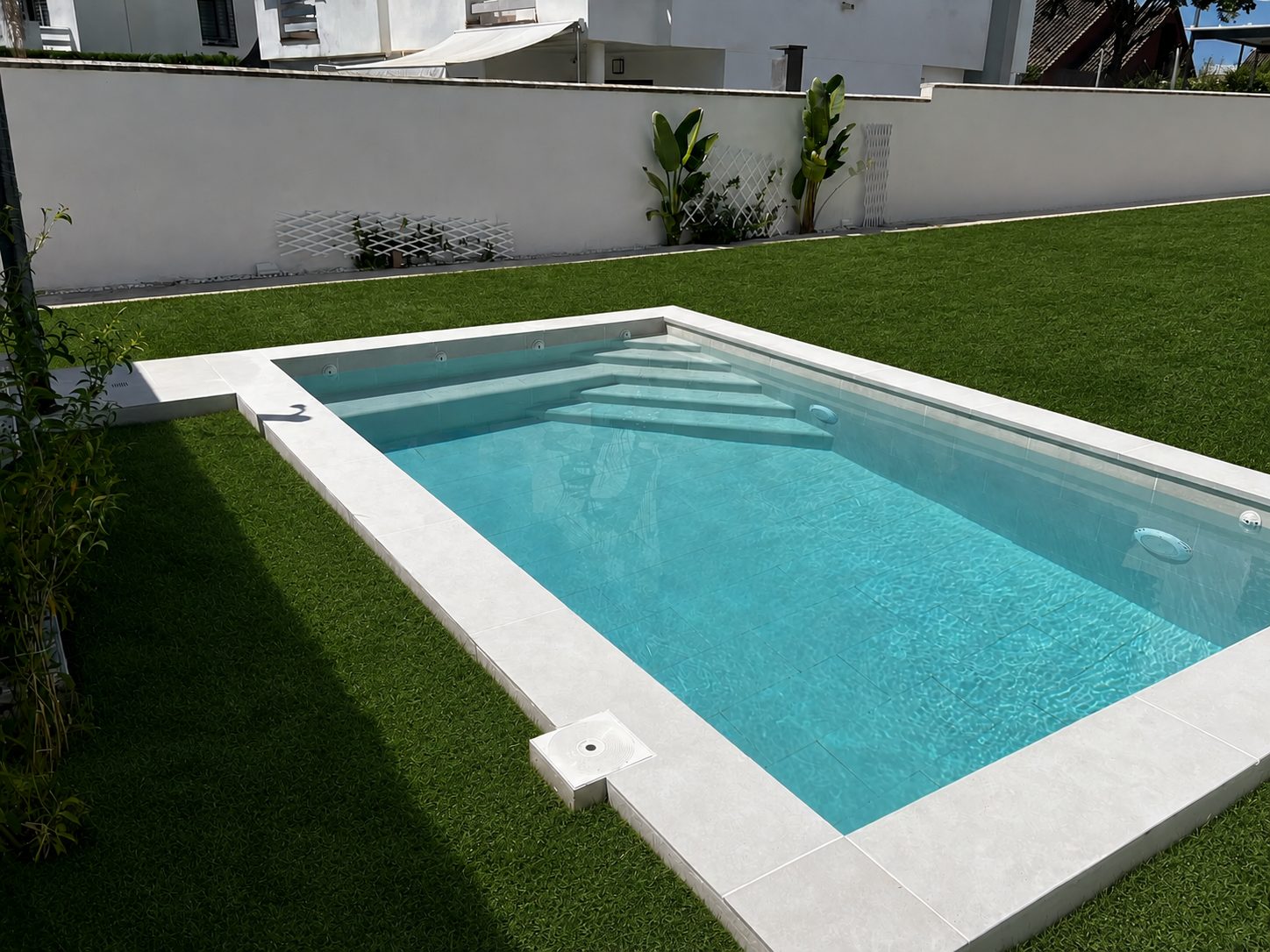 Trabajo de Piscinas Mayipool S.L.